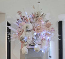 Load image into Gallery viewer, Dusty pink everlasting flowers &amp; bear in chest - HIRE ONLY
