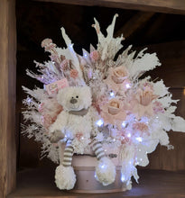 Load image into Gallery viewer, Oh Baby backdrop &amp; everlasting flowers package - HIRE ONLY
