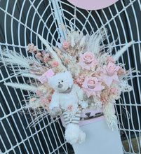 Load image into Gallery viewer, Oh Baby backdrop &amp; everlasting flowers package - HIRE ONLY
