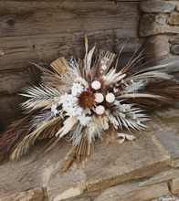 Load image into Gallery viewer, Everlasting Boho arbour backdrop hanging flowers - HIRE ONLY
