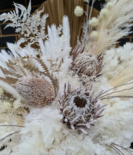 Load image into Gallery viewer, Boho dry &amp; preserved flower urn - HIRE ONLY
