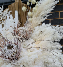 Load image into Gallery viewer, Boho dry &amp; preserved flower urn - HIRE ONLY
