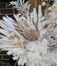 Load image into Gallery viewer, Boho dry &amp; preserved flower urn - HIRE ONLY
