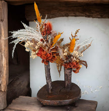Load image into Gallery viewer, Wood round bud vases with rustic preserved flowers - HIRE ONLY
