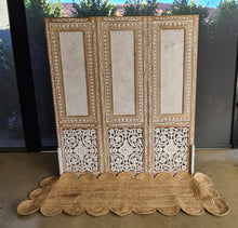 Load image into Gallery viewer, Boho Jute runner - HIRE ONLY
