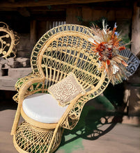 Load image into Gallery viewer, Rustic Queen peacock chair package
