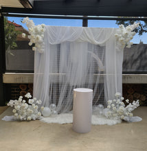 Load image into Gallery viewer, White mesh &amp; 4 x white flowers - Advanced Package 1 - HIRE OLY
