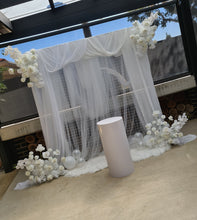 Load image into Gallery viewer, White mesh &amp; 4 x white flowers - Advanced Package 1 - HIRE OLY
