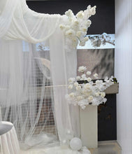 Load image into Gallery viewer, White mesh &amp; 5 x white flowers - Deluxe Package 1 - HIRE ONLY
