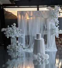 Load image into Gallery viewer, White mesh &amp; 4 x white flowers - Deluxe Package 2 - HIRE ONLY

