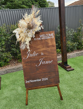 Load image into Gallery viewer, Rustic wooden easel with boho flowers - Welcome sign - HIRE ONLY
