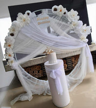 Load image into Gallery viewer, White double circle backdrop package w flowers and plinth - HIRE ONLY
