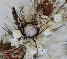 Load image into Gallery viewer, Boho Style Bride &amp; Groom Table flowers – 2.5m long
