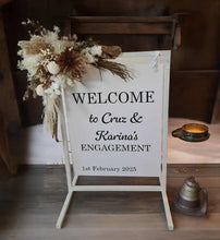 Load image into Gallery viewer, Boho Rustic welcome sign flowers &amp; welcome frame - HIRE ONLY
