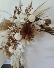 Load image into Gallery viewer, Boho Rustic welcome sign flowers &amp; welcome frame - HIRE ONLY
