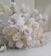 Load image into Gallery viewer, Bridal Preparation Room – Basic Set up – Option 1 - HIRE ONLY
