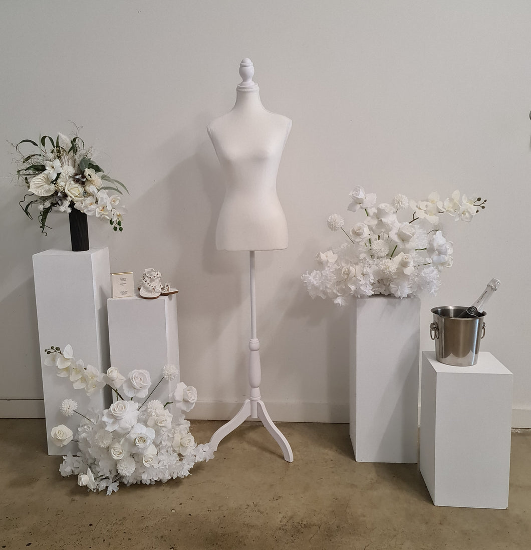 Bridal Preparation Room – Basic Set up – Option 2 - HIRE ONLY