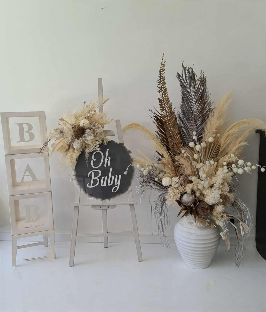 Boho neutral Baby Shower welcome sign & medium urn - HIRE ONLY