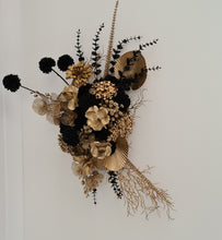 Load image into Gallery viewer, Black &amp; Gold Welcome sing - Flowers &amp; Easel - HIRE ONLY
