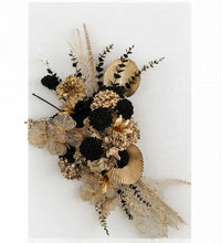 Load image into Gallery viewer, Black &amp; Gold Welcome sing - Flowers &amp; Easel - HIRE ONLY
