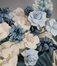 Load image into Gallery viewer, Blue &amp; white floor / plinth / table flowers - HIRE ONLY
