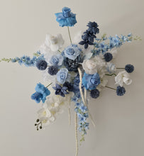 Load image into Gallery viewer, Double arch / backdrop 2 x white blue flowers &amp; plinths Package - HIRE ONLY
