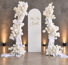 Load image into Gallery viewer, Set of 3 White Curved backdrop arch frames - HIRE ONLY
