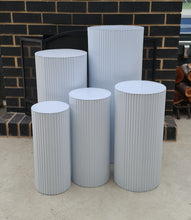 Load image into Gallery viewer, White cylinder ripple plinth cake or flower stand - 50cm - HIRE ONLY
