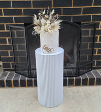 Load image into Gallery viewer, White cylinder ripple plinth cake or flower stand - 60cm - HIRE ONLY
