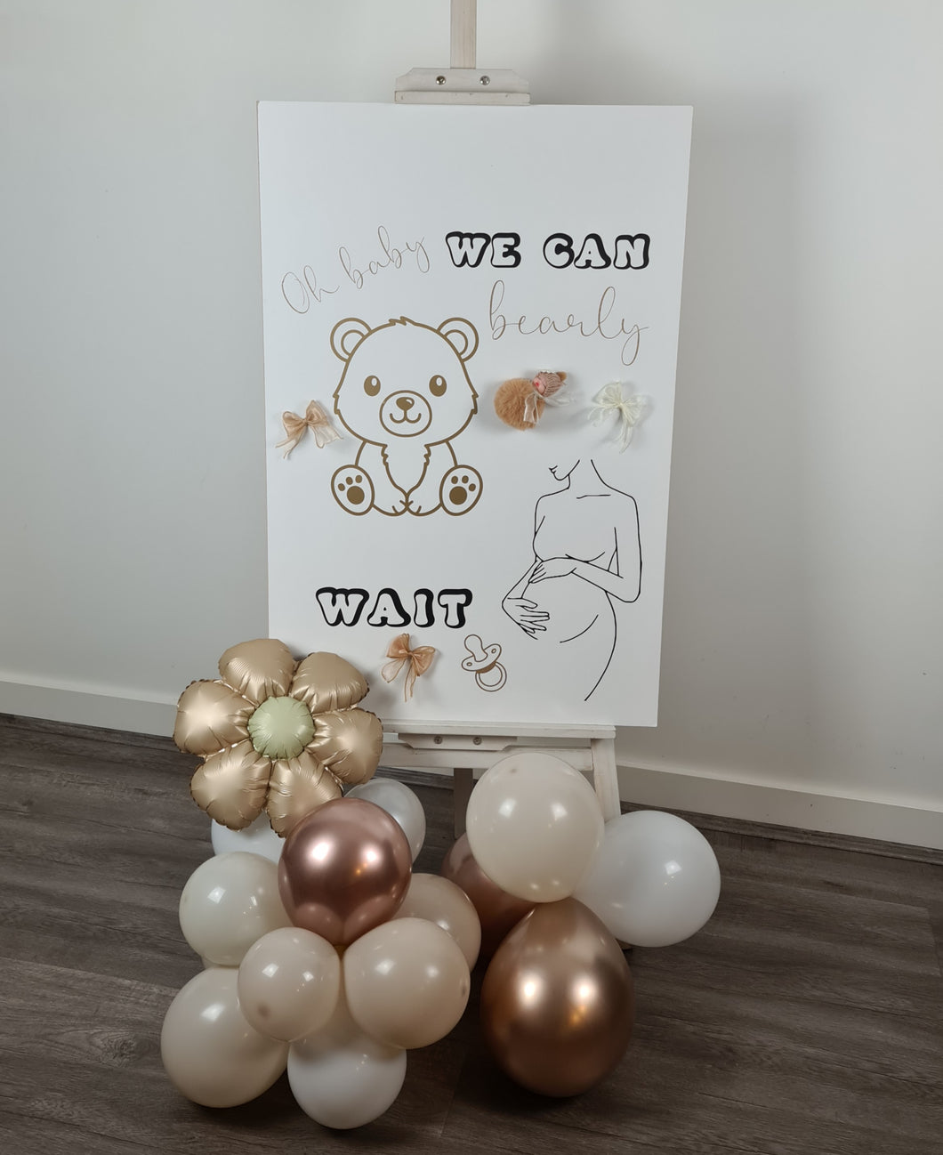 Baby shower neutral welcome sign (easel, board & balloons) - HIRE ONLY