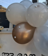 Load image into Gallery viewer, Baby shower neutral package w Queen peacock chair - HIRE ONLY

