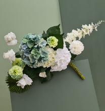 Load image into Gallery viewer, Green &amp; white hanging flowers small – welcome sign / arch flowers - HIRE ONLY
