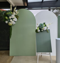 Load image into Gallery viewer, Green &amp; white – 3 x backdrops &amp; 2 x flowers + flower stand + cake stand + welcome sign – Deluxe Package - HIRE ONLY
