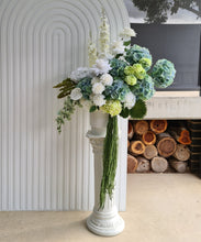 Load image into Gallery viewer, White &amp; green – 2 x backdrops &amp; 2 x flowers – Basic Package - HIRE ONLY
