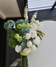 Load image into Gallery viewer, White &amp; green – 2 x backdrops &amp; 2 x flowers – Basic Package - HIRE ONLY
