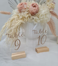 Load image into Gallery viewer, Modern &amp; Elegant glitter acrylic arch table numbers - HIRE ONLY
