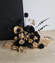Load image into Gallery viewer, Black arch backdrop &amp; 2 x black &amp; gold flowers - HIRE ONLY
