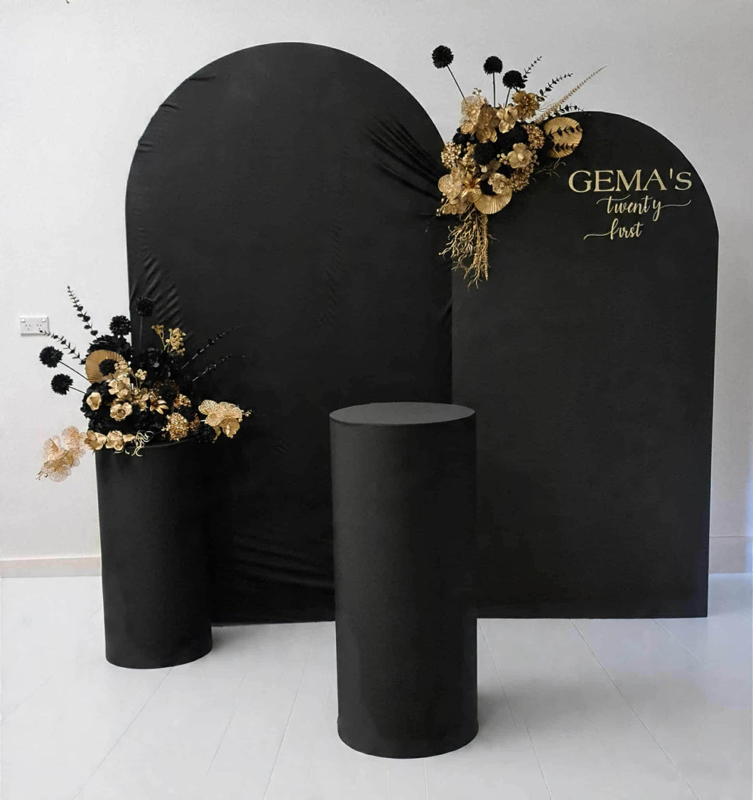 2 x arch backdrop, 2 x black & gold flowers, 2 x black plinths - HIRE ONLY