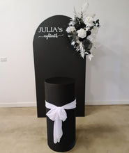 Load image into Gallery viewer, Black arch backdrop, Black &amp; white flowers and black plinth / cake stand - HIRE ONLY
