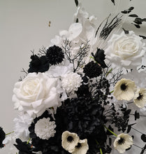 Load image into Gallery viewer, White arch backdrop, 2 x black &amp; white flowers, 2 x white square ripple plinths - HIRE ONLY
