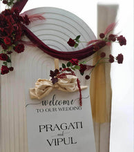Load image into Gallery viewer, Burgundy, dark red package – 2 arches, 3 flowers &amp; welcome sign - HIRE ONLY
