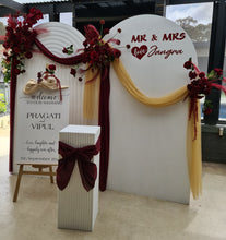 Load image into Gallery viewer, Burgundy, dark red package – 2 arches, 3 flowers &amp; welcome sign - HIRE ONLY
