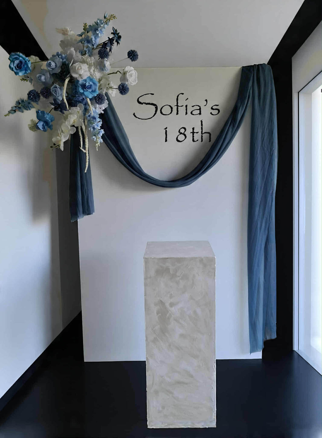 White rectangular backdrop 2.1m, blue flowers & cake stand - HIRE ONLY