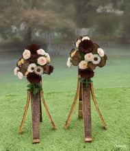 Load image into Gallery viewer, Rustic flower stand (no flowers) 1m tall - HIRE ONLY
