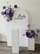 Load image into Gallery viewer, 1.8m foldable arch &amp;&nbsp; 2 x purple / violet flowers &amp; cake stand – Deluxe Package - HIRE ONLY
