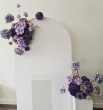 Load image into Gallery viewer, 1.8m foldable arch &amp;&nbsp; 2 x purple / violet flowers &amp; cake stand – Deluxe Package - HIRE ONLY
