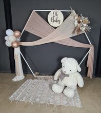 Load image into Gallery viewer, Hexagonal Backdrop Baby shower neutral / nude – Package 2 - HIRE ONLY
