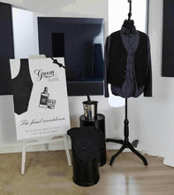 Load image into Gallery viewer, Grooms Preparation Room - Set up Option 4 - HIRE ONLY
