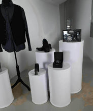 Load image into Gallery viewer, Grooms Preparation Room - Set up Option 7 - HIRE ONLY
