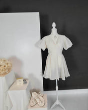 Load image into Gallery viewer, Bridal Preparation Room – Option 3 - HIRE ONLY
